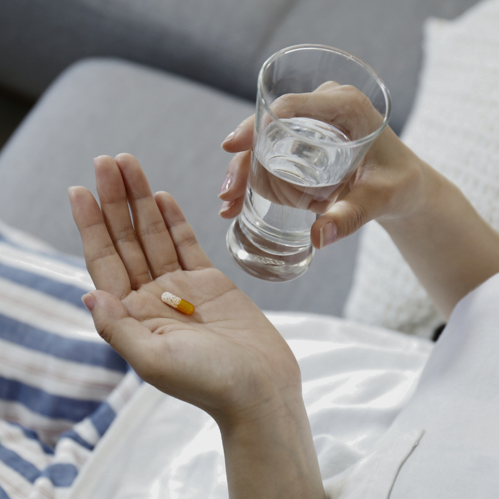 The Benefits of Taking a Multivitamin for Women Over 40