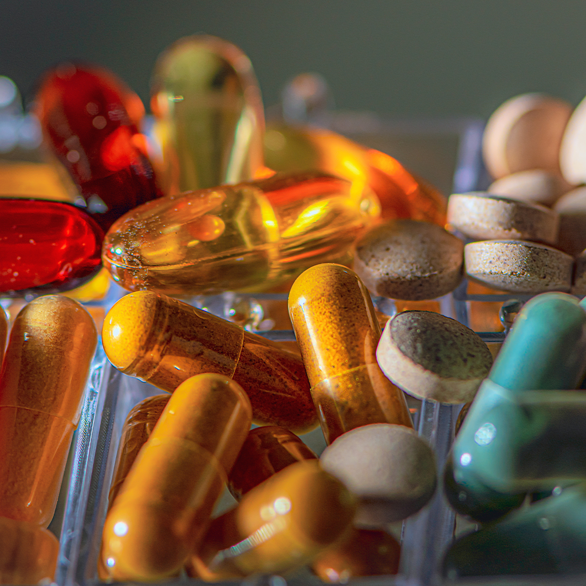 How to Choose the Best Vitamins for Good Mood Regulation